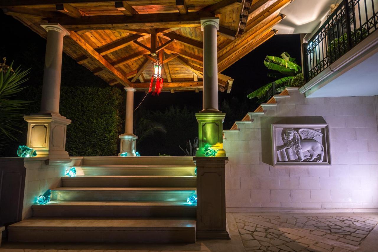 Tatiana Luxury Apartment With Private Pool By Gigi Star Zakynthos Town Exterior foto